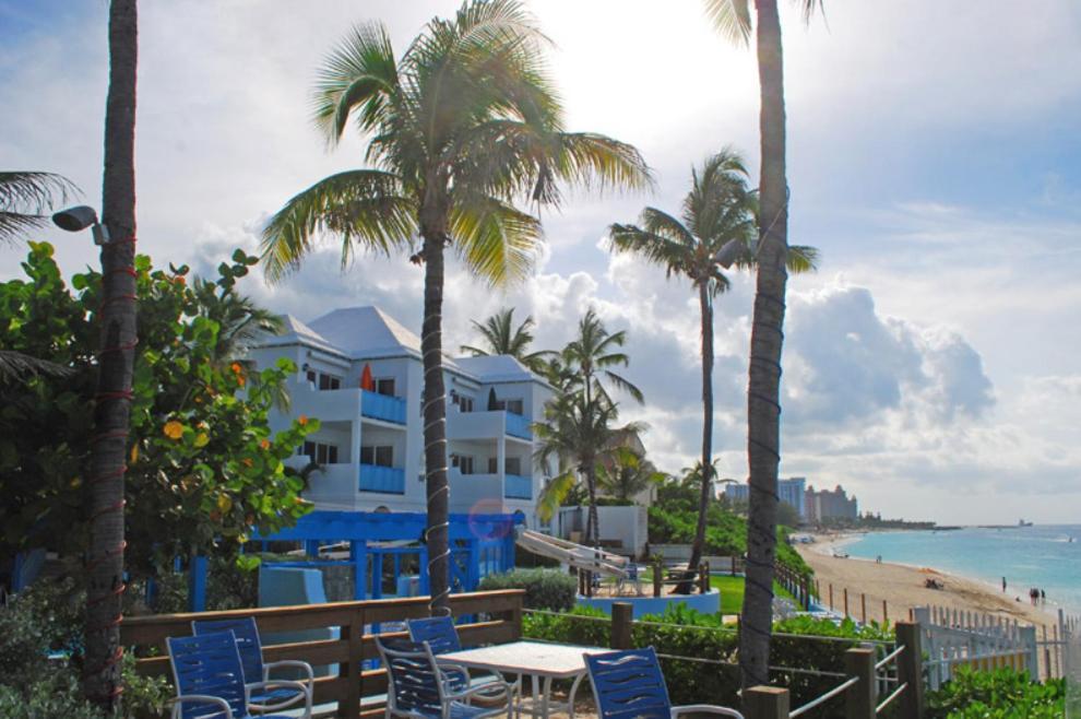 Paradise Island Beach Club Ocean View Villas Creek Village Exteriör bild