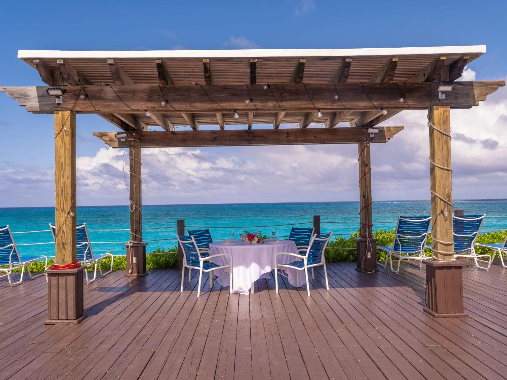 Paradise Island Beach Club Ocean View Villas Creek Village Exteriör bild